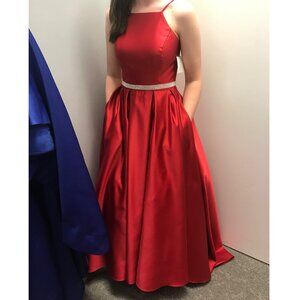 David's Bridal Size 2 Red Gown
